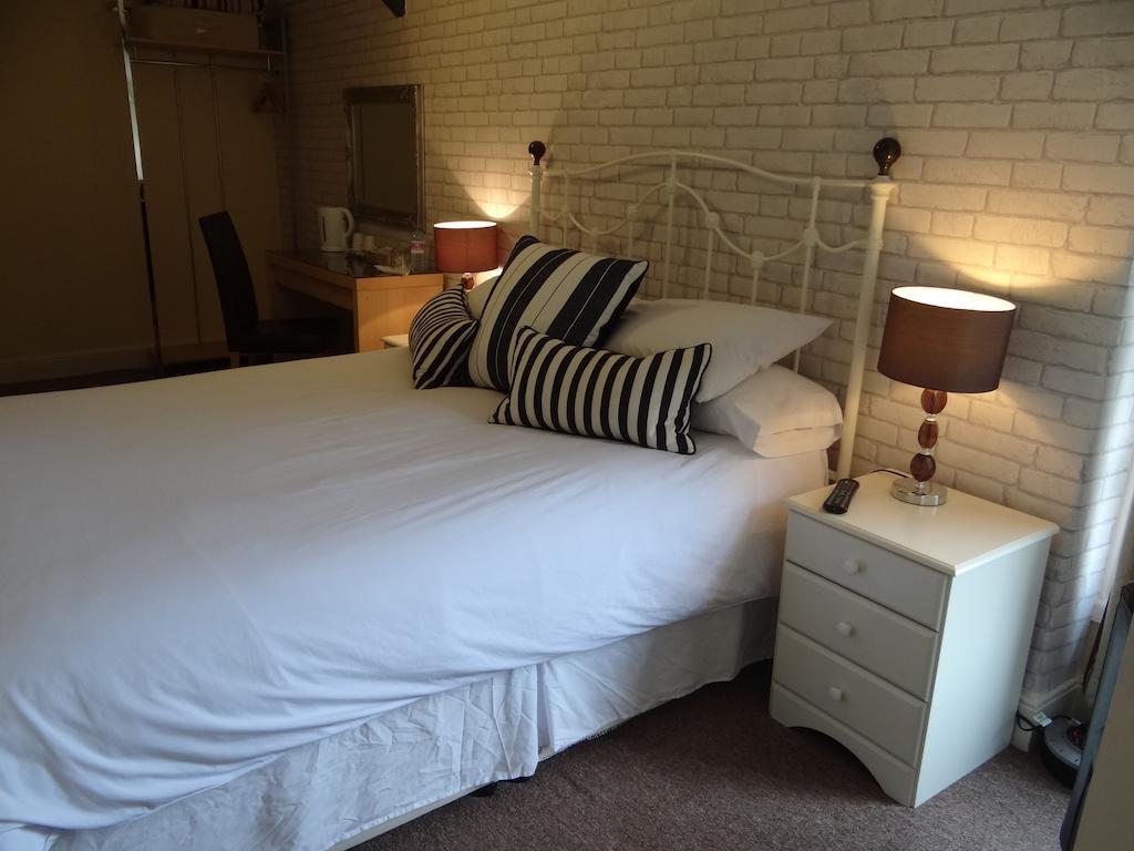 The Dundry Inn Winford Habitación foto